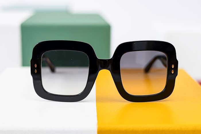 photo montrant une paire de lunette de soleil de la marque isabel marant